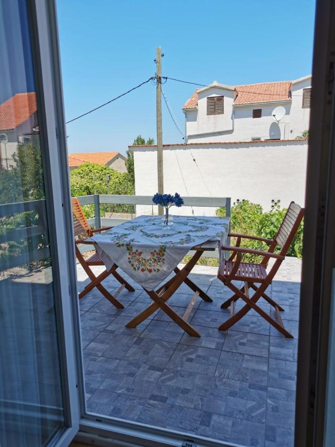 Roses Apartment Brac Сутиван Екстериор снимка