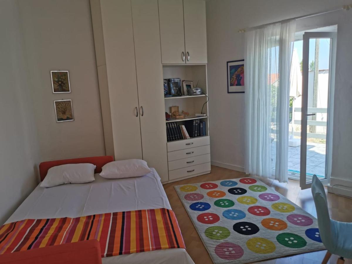 Roses Apartment Brac Сутиван Екстериор снимка